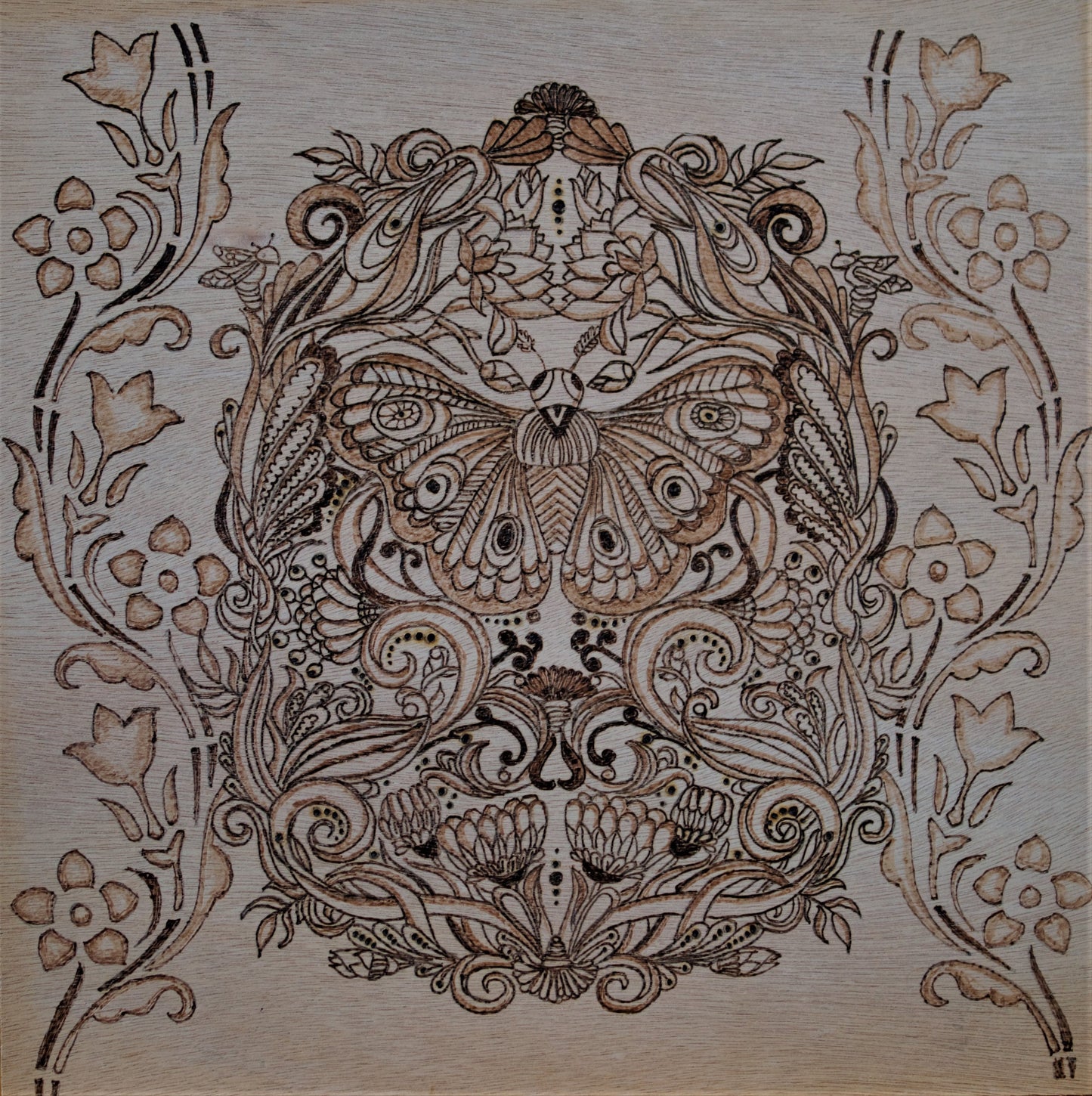 Abstract Floral Butterfly Design - Beautifully Hand-Crafted Woodburning (Pyrography) - Spring Insects